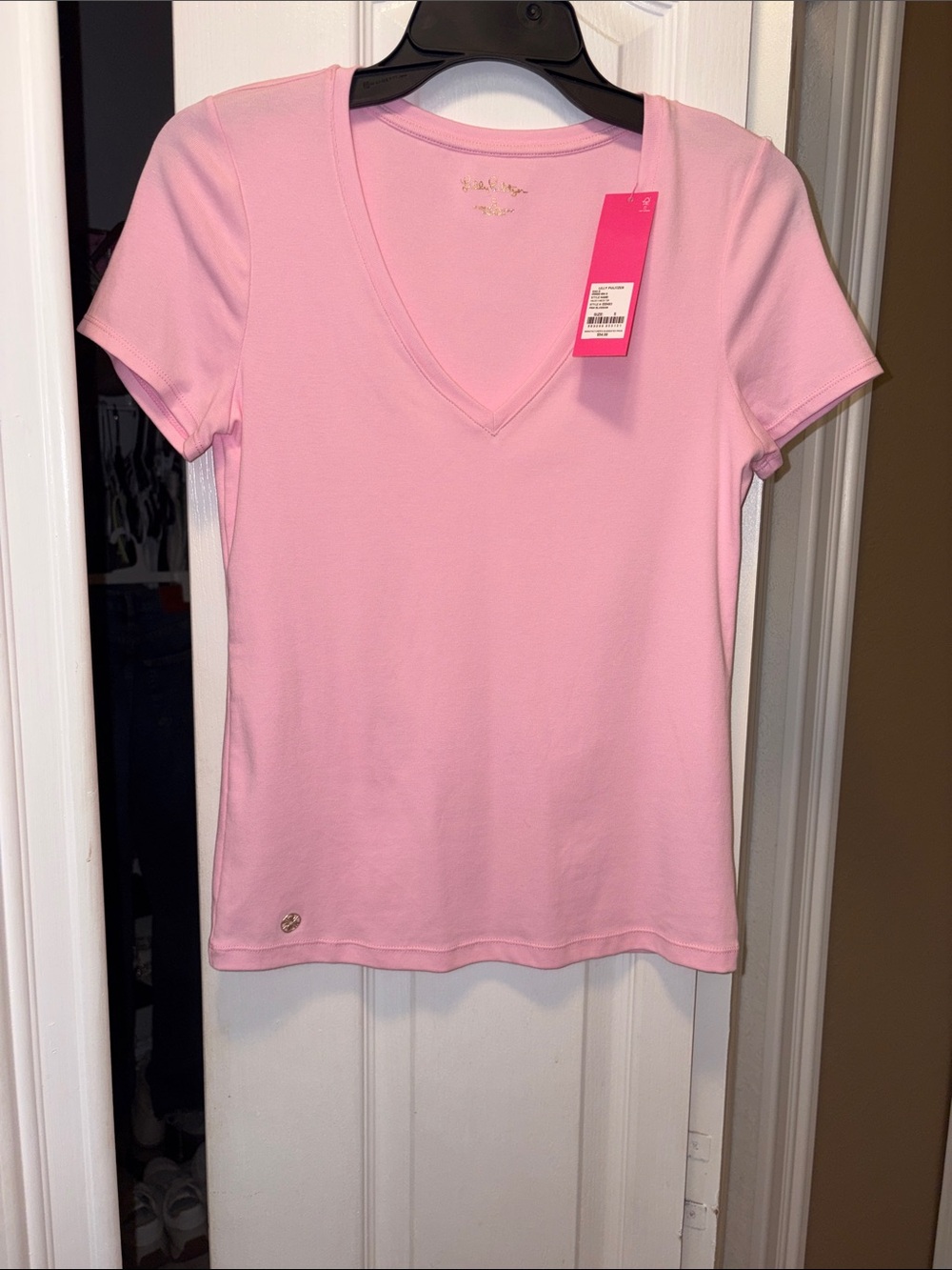 Lilly Pulitzer Soft Pink V-Neck Short Sleeve Tee